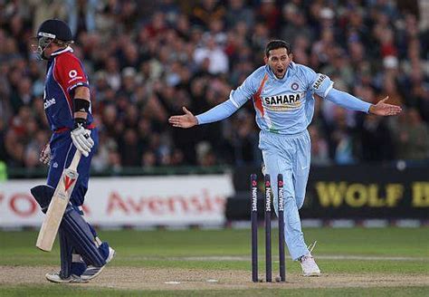 5 best Indian bowlers in EA Cricket 07