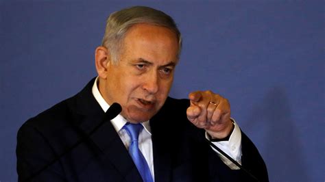 Netanyahu shows slides, shelves of docs claiming Iran has nuclear ...