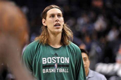 Kelly Olynyk 2018: Haircut, Beard, Eyes, Weight, Measurements, Tattoos & Style - Muzul