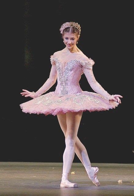 Alina Cojocaru as Aurora in 'Sleeping Beauty'. | Sleeping beauty ballet ...