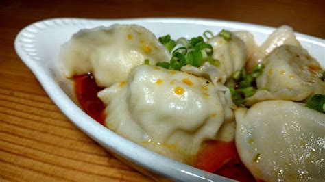 Handmade dumplings with chili oil [OC] [683x1024] : r/FoodPorn