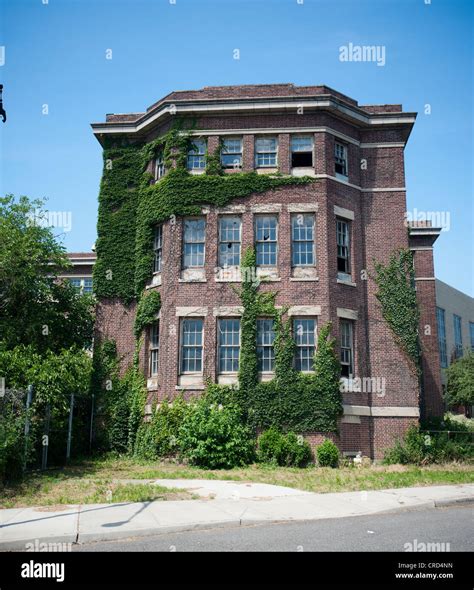 Unused wing of Manhattan Psychiatric Center on the Ward's Island portion of Randall's Island ...