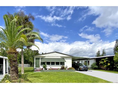 Fairways Country Club | A 55+ Community in Orlando, FL