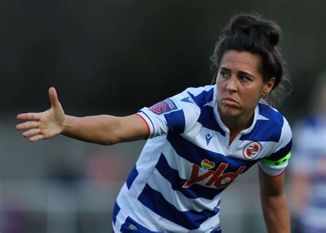 Fara Williams extends contract with Reading Women - SheKicks