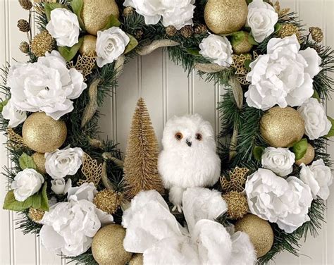 White and Gold Christmas Wreath Holiday Decor - Etsy