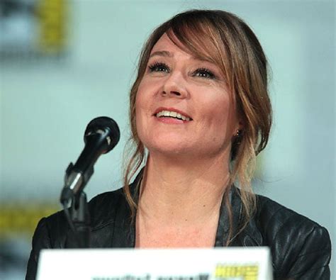 Megan Follows Biography - Facts, Childhood, Family Life & Achievements