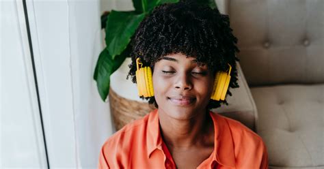 10 Funny Parenting Podcasts To Listen To When You Need A Laugh