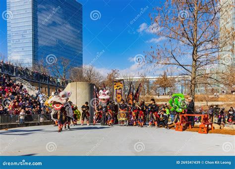 Lion Dance Performance in the Lunar New Year Festival Editorial Stock ...