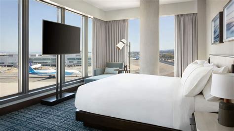 Luxury Hotel Near San Francisco Airport | Grand Hyatt At SFO