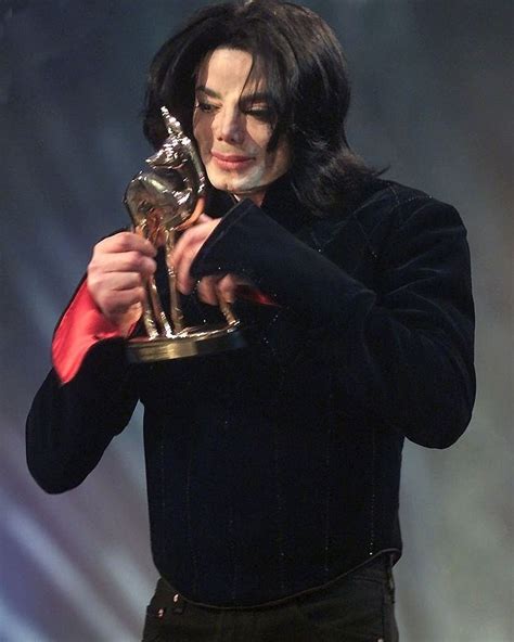 Michael jackson ️ | Michael jackson, Michael jackson awards, Crying michael