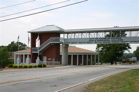 Franklin Springs, GA : Emmanuel College Elevated Walkway photo, picture, image (Georgia) at city ...