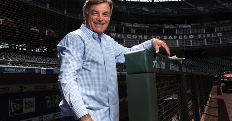 Mariners announcer Rick Rizzs is living his dream and it shows | The Seattle Times