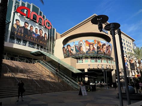 AMC Burbank | AMC's Burbank Entertainment Village cinema com… | Flickr