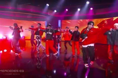 SEVENTEEN Turns Up the Heat in ‘Hot’ Performance on ‘Jimmy Kimmel Live’: Watch