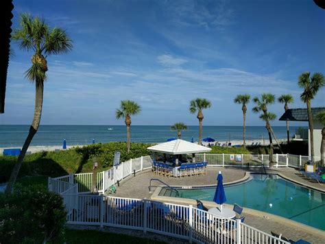 Four Winds Beach Resort - 15 Photos - Hotels - 2605 Gulf Of Mexico Dr ...