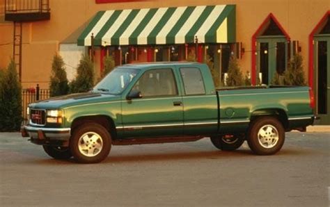 1994 GMC Sierra 2500 Review & Ratings | Edmunds