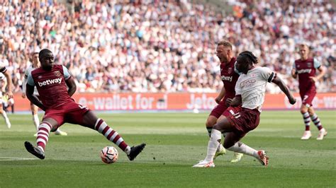 Manchester City: Jérémy Doku talks about his development