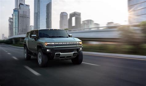 2021 GMC Hummer EV SUV Wallpaper and Image Gallery