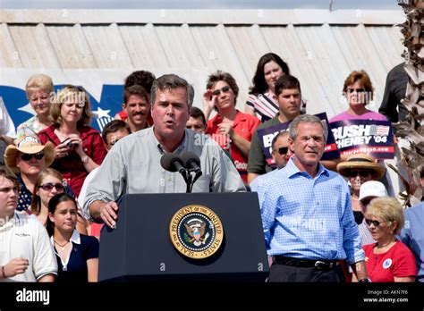 Florida Governor Jeb Bush and President George Bush during presidential ...