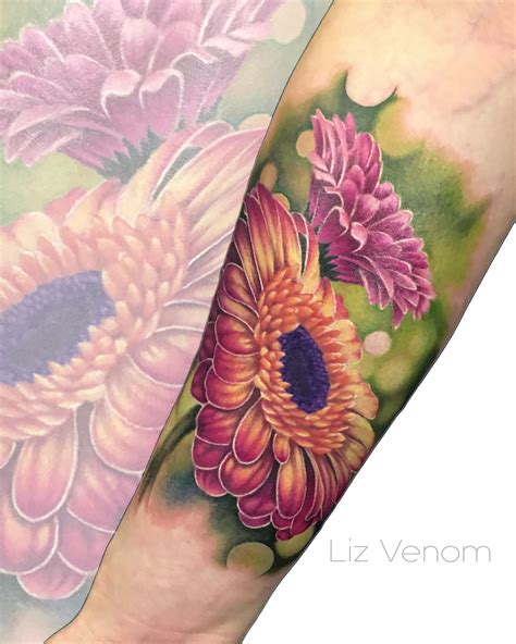 Gerbera daisy tattoo by Liz Venom. . . . . . Tattoo, tattoos, ink, art ...