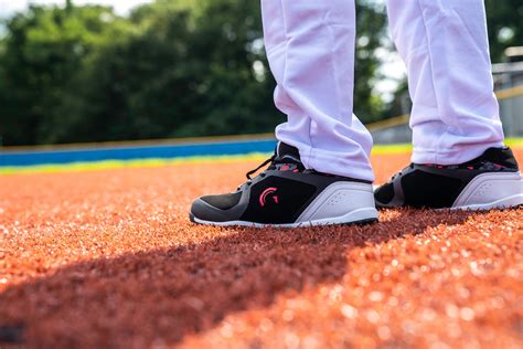 Choosing the Right Youth Baseball Turf Shoes – Guardian Baseball