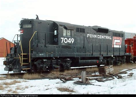 PC 7049 Penn Central EMD GP9 at Minerva, Ohio by RJVitchner | Scenic ...