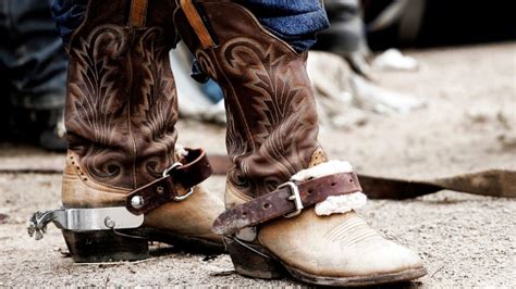 What Is The Point Of Spurs On Cowboy Boots - All About Cow Photos