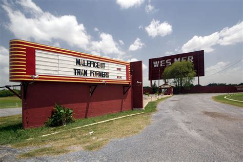 WesMer Drive-In ReOpens - RGVmag