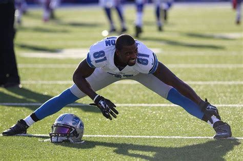 Detroit Lions' Calvin Johnson itching to get back on the field ... and ...