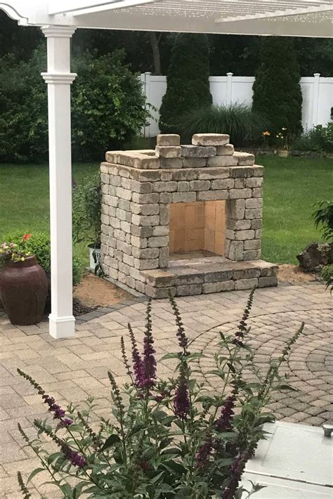 DIY Outdoor Fireplace Kit "Fremont" makes hardscaping cheap and easy! | Ild