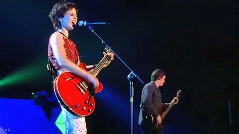 The Cranberries - Zombie (live 1999) - YouTube