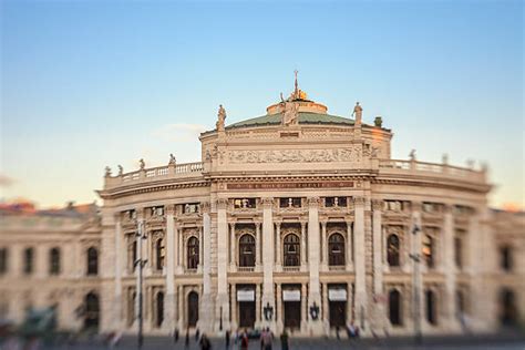 460+ Burgtheater Photos Stock Photos, Pictures & Royalty-Free Images ...