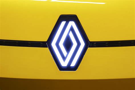 Renault confirms new logo design | CarExpert