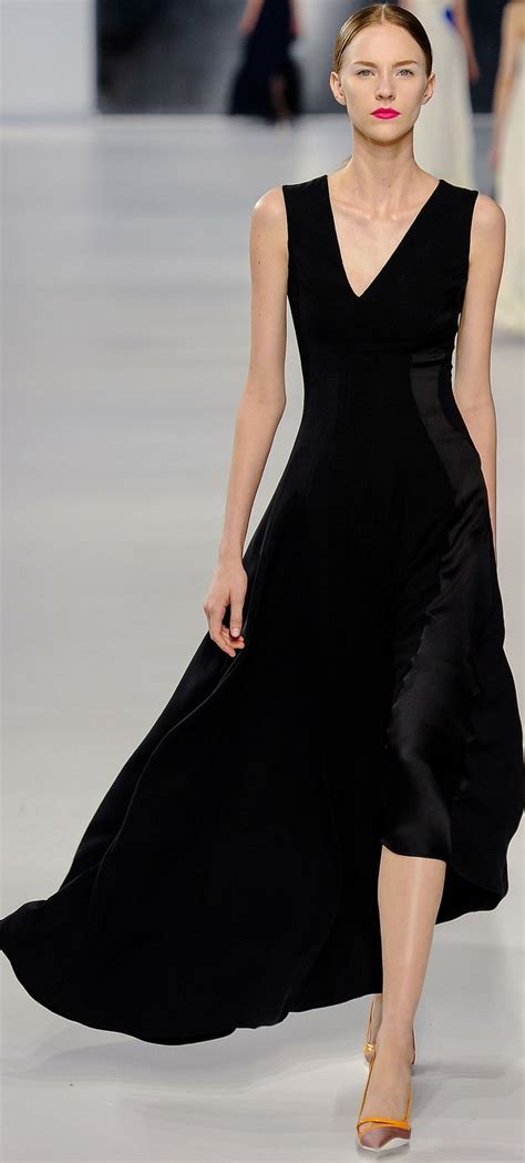 ***Christian Dior - Elegant*** | Runway fashion, Black dress, Little ...