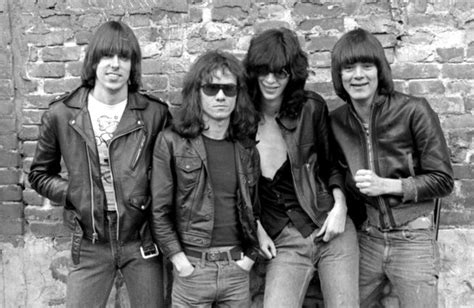 See the Ramones as You’ve Never Seen Them Before: Smiling - The New ...