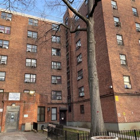 NYCHA - Sheepshead Bay Houses - Housing Development in New York