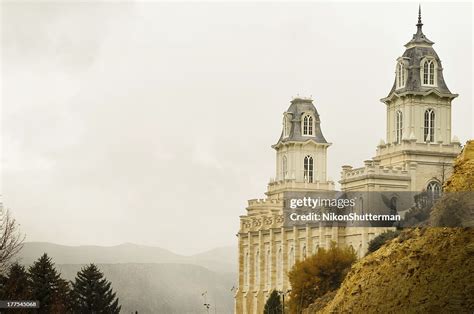 Manti Utah Temple High-Res Stock Photo - Getty Images