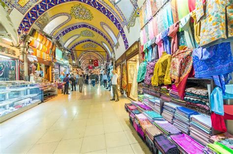 Istanbul Markets: 20 Best Bazaars Every Traveler Must Visit