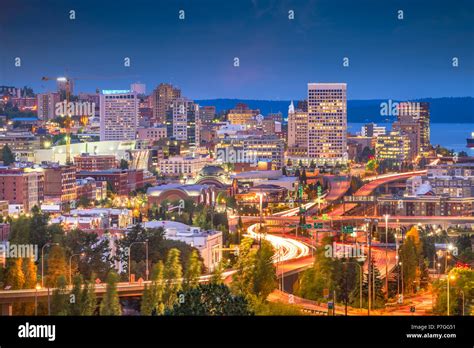 Tacoma, Washington, USA skyline at night Stock Photo - Alamy