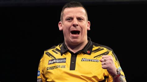 Dave Chisnall out of PDC World Darts Championship after positive Covid-19 test | Darts News ...