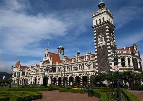 Dunedin Railway Station: One of the Nicest Old Buildings in New Zealand | See the South Island ...