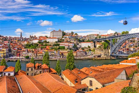 Lisbon vs. Porto: Which Should You Visit? | Celebrity Cruises