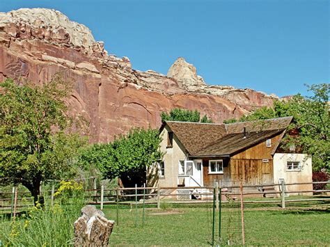 Gifford House in Fruita in Capitol Reef National Park, Utah Photograph ...