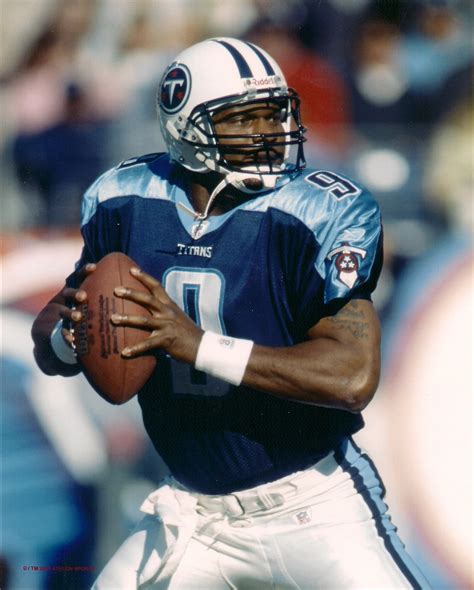 Steve McNair- part of the dream team | Titans football, Nfl football players, Nfl titans