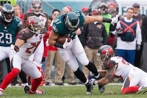 Eagles vs. Buccaneers 2015: Fourth quarter score updates - Bleeding ...