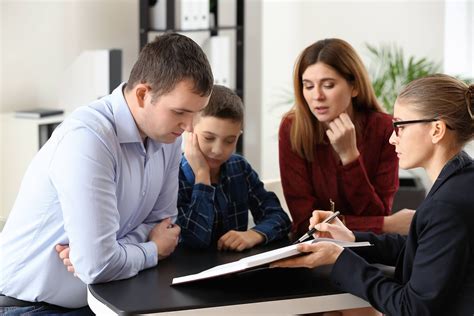 Navigating Child Custody in Divorce | Knollmeyer Law Offices