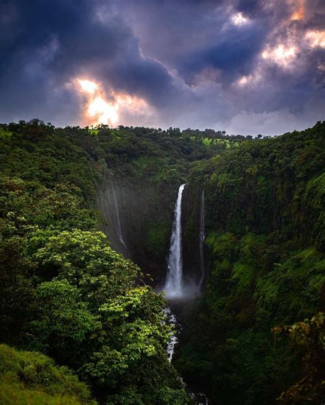 Waterfalls attracts everyone. We are amazed by their sheer force and plunge into deep valleys ...