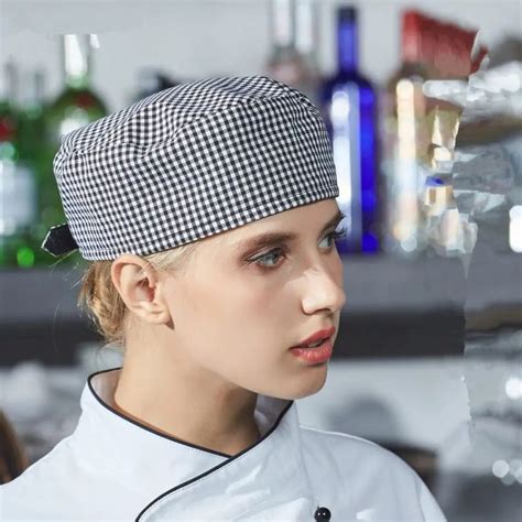 A Guide to Chef’s Hats (History + Types of Chef Hats) - Chef's Pencil ...