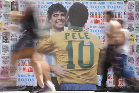 Pele's brilliance endured despite rivalry with Diego Maradona - Los Angeles Times