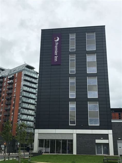 My Premier Inn Leeds City Centre Review (Whitehall Rd)